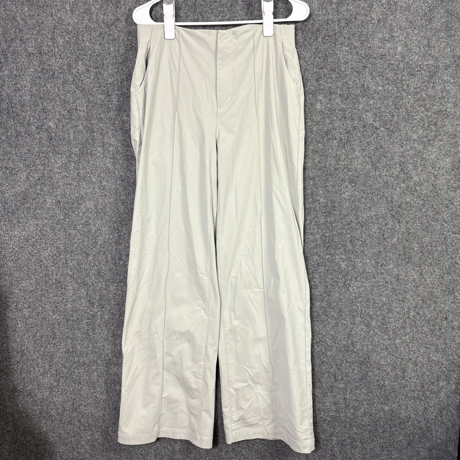 Vuori Pants Womens Size M Gray Meta Wide Leg Tailored Pintuk Vw4035